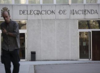 Los consejos de los economistas para bajar la factura fiscal antes de fin de año