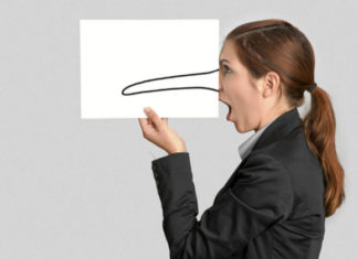 Qué hacer si casi todos tus colegas de trabajo te mienten