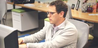 EMPRENDEDORES DE ÉXITO Y SUS CONSEJOS PARA EMPRENDER