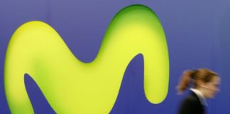 Movistar comenzará a cobrar más a sus clientes por el exceso en consumo de datos en el móvil