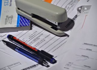 ASÍ DEBE EL AUTÓNOMO INCLUIR DIETAS EN SUS FACTURAS