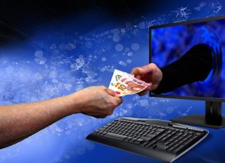 Emprender después de los 40: ¿cobrar o no cobrar a amigos y familiares?