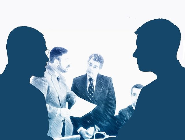 Cómo lidiar con un empleado conflictivo