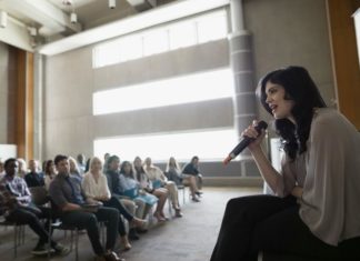 Cómo responder a preguntas difíciles cuando haces una presentación