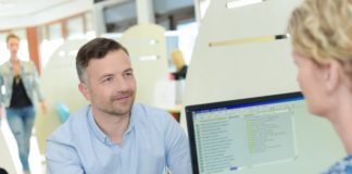 La tarifa plana no es para todos los autónomos. Estos son los límites