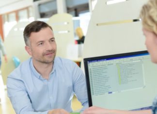 La tarifa plana no es para todos los autónomos. Estos son los límites